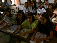 Bangladesh classroom: Arttu Manninem-Flickr